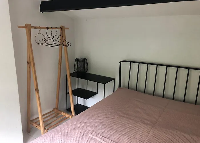 8 P Bungalow In Bossen Bij Capfun Stoetenslagh